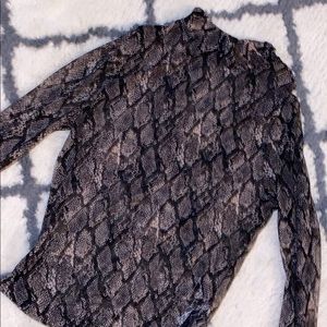 Mock never long sleeve